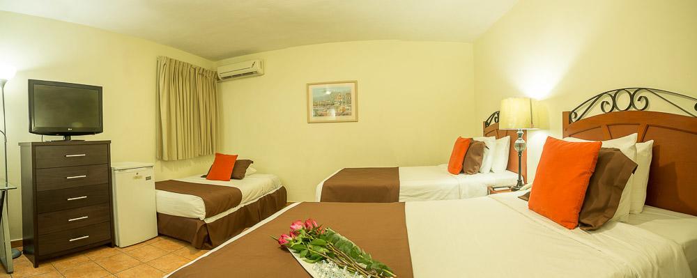 סאן סלבדור Hotel Marela מראה חיצוני תמונה