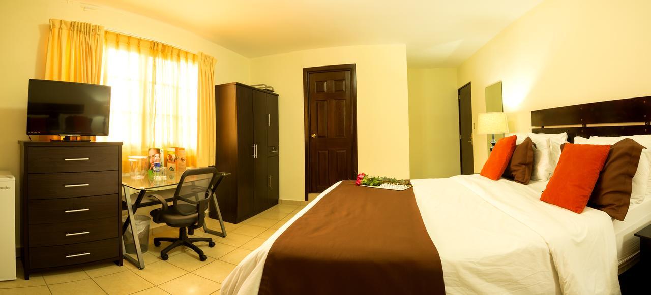 סאן סלבדור Hotel Marela מראה חיצוני תמונה
