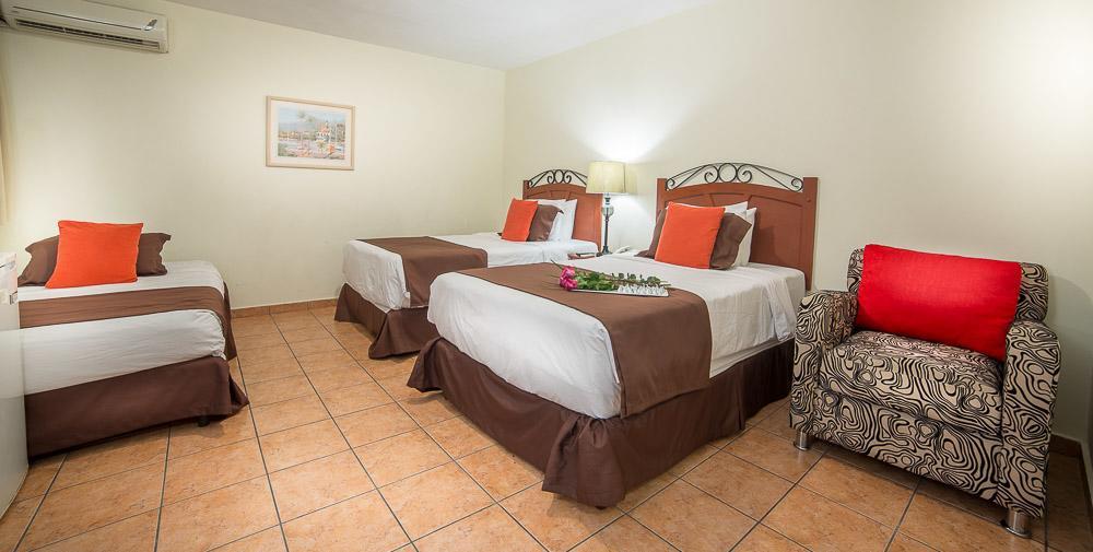 סאן סלבדור Hotel Marela מראה חיצוני תמונה