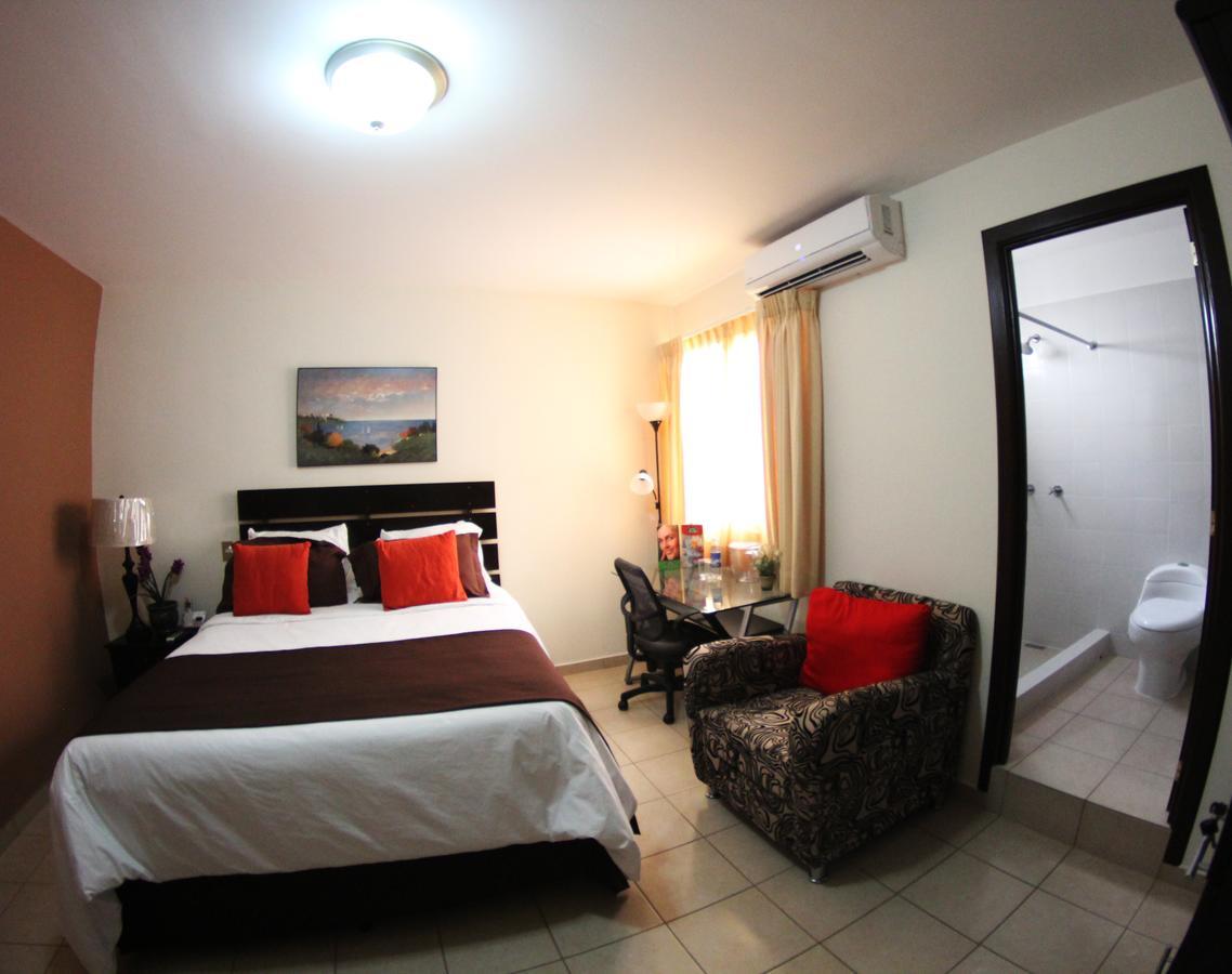 סאן סלבדור Hotel Marela מראה חיצוני תמונה
