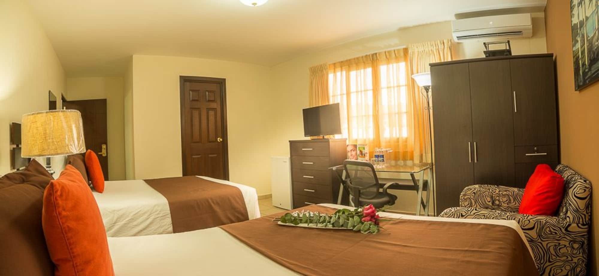 סאן סלבדור Hotel Marela מראה חיצוני תמונה