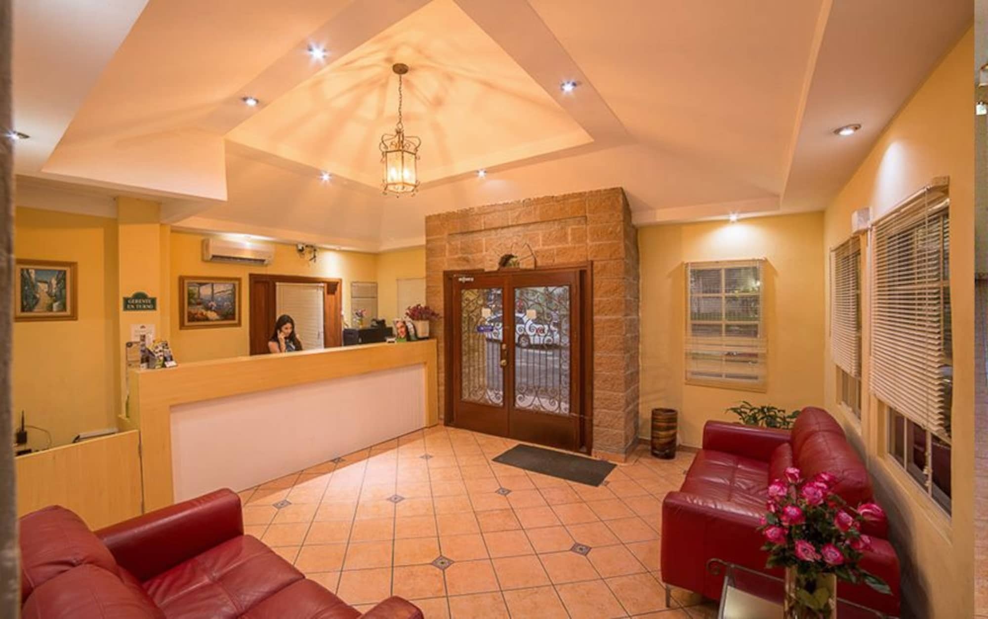 סאן סלבדור Hotel Marela מראה חיצוני תמונה